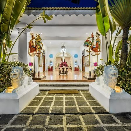 Hotel Tugu Blitar Buitenkant foto